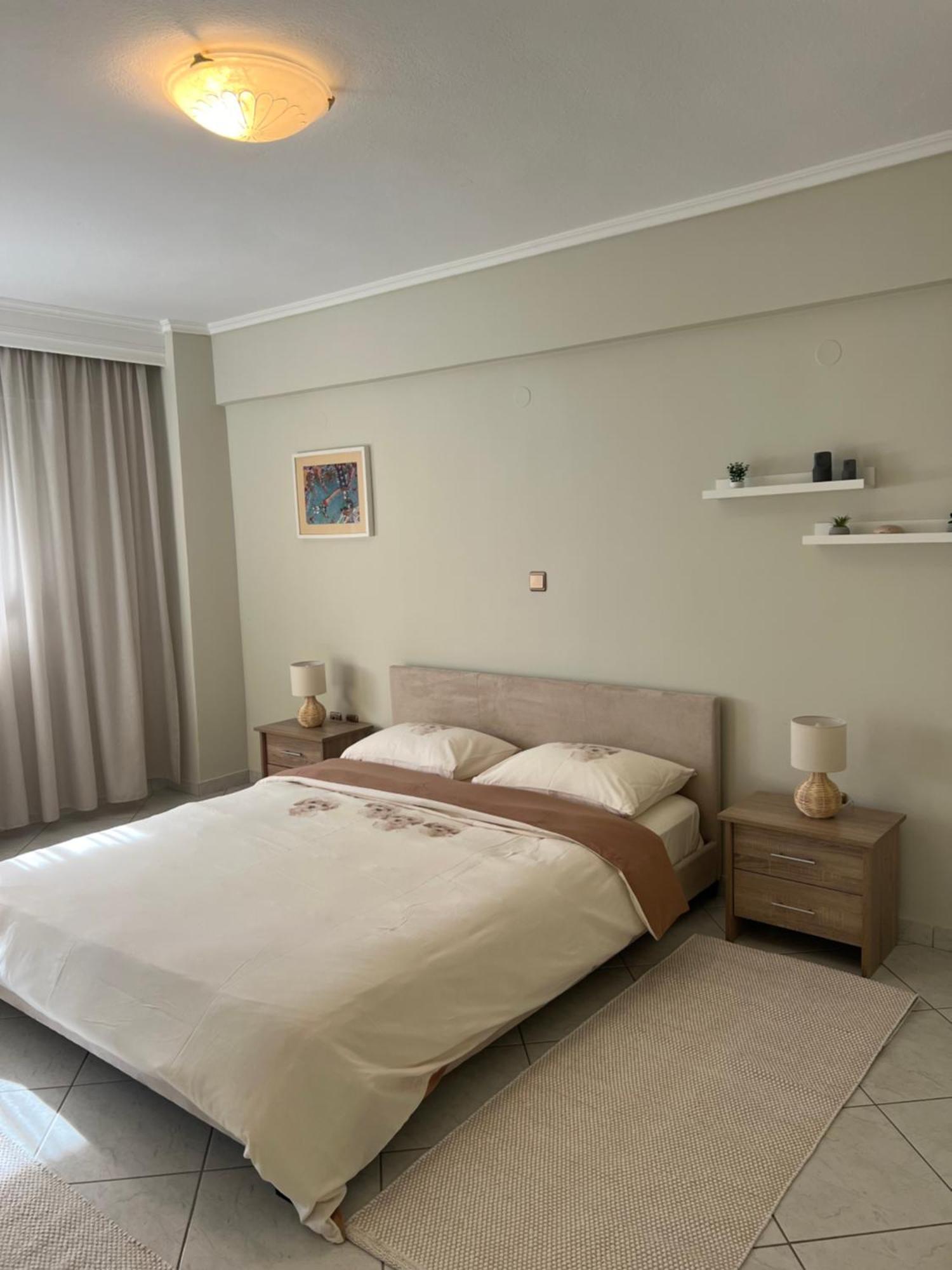 Parma'S Pool Apartment Peraía エクステリア 写真