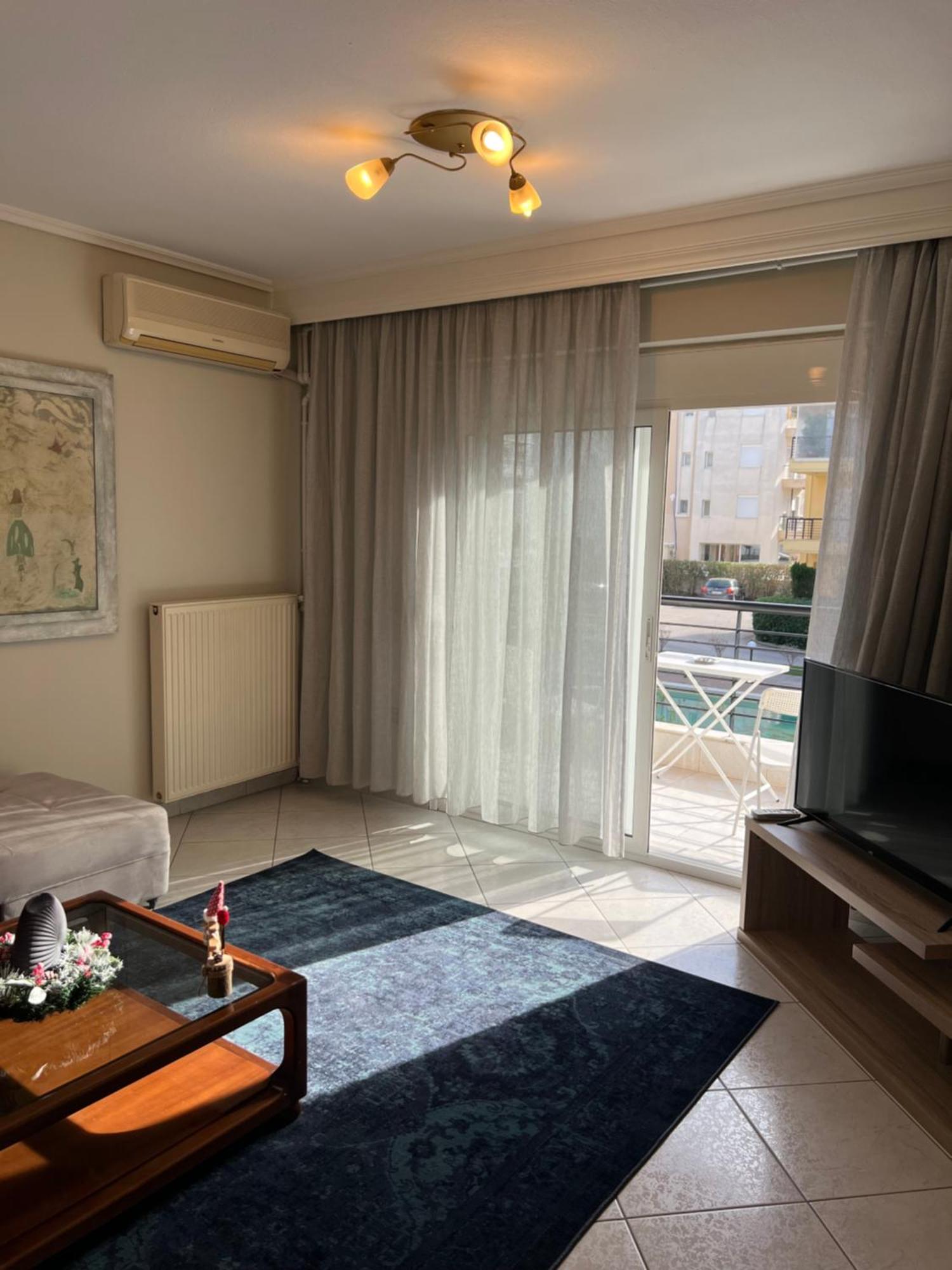 Parma'S Pool Apartment Peraía エクステリア 写真